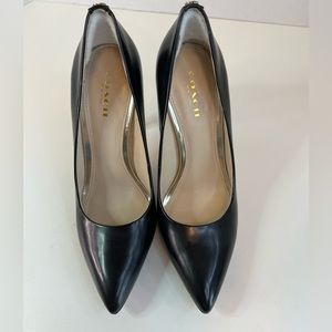Coach Harlee Black Leather Pumps, Size 5.5